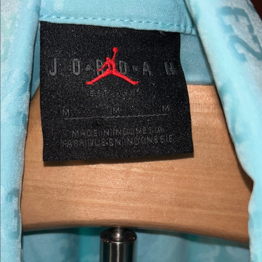 Jordan Light Blue Casual Button Down Shirt - Picture 3 of 5